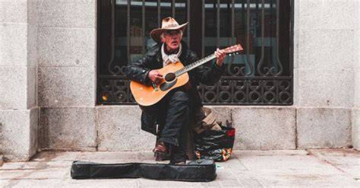 11 Country Songs About Death |