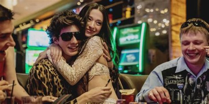 7 Star-Studded Movies You Must Watch