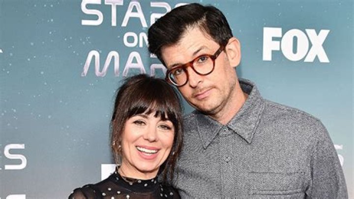All About Her Spouse Moshe Kasher Hollywood Life ·