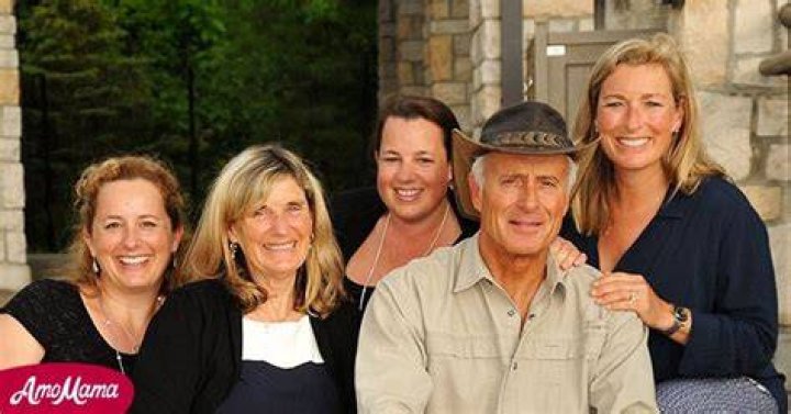 Animal Expert Jack Hanna Is a Doting Father to Three Daughters Meet His Beloved Family