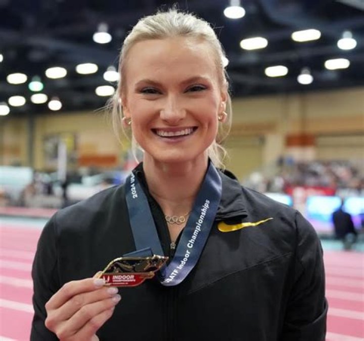 Clara Fernandez, The Pole Vaulting Phenom