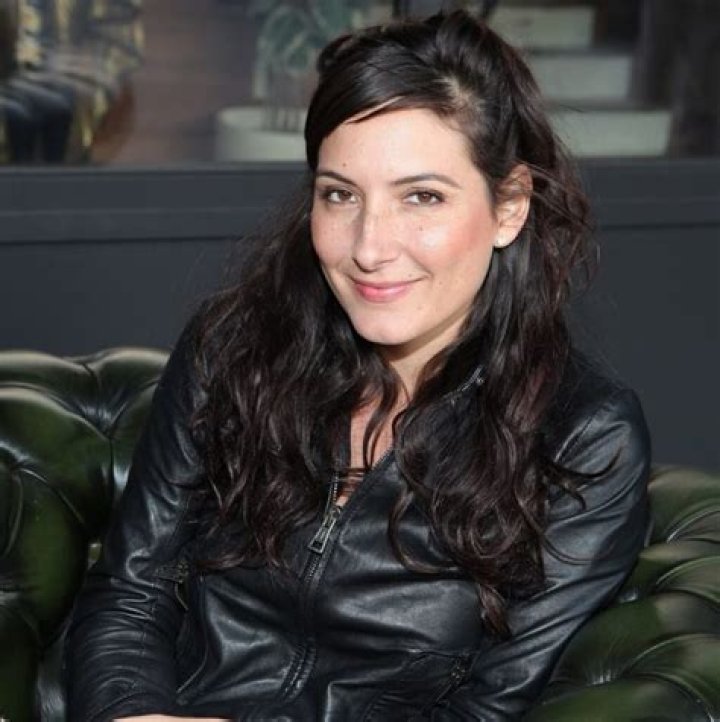 Corinne Kingsbury Age, Husband, Child, Net Worth, Parents ·