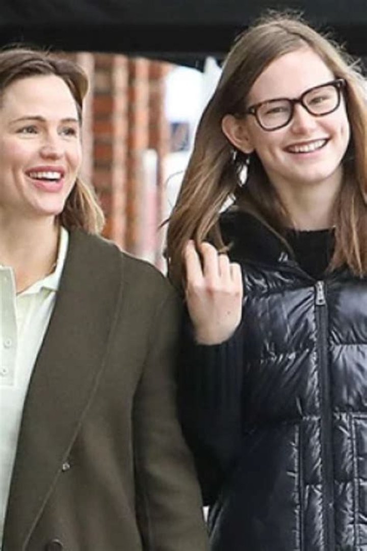 Discoveries About Jennifer Garner's Sister