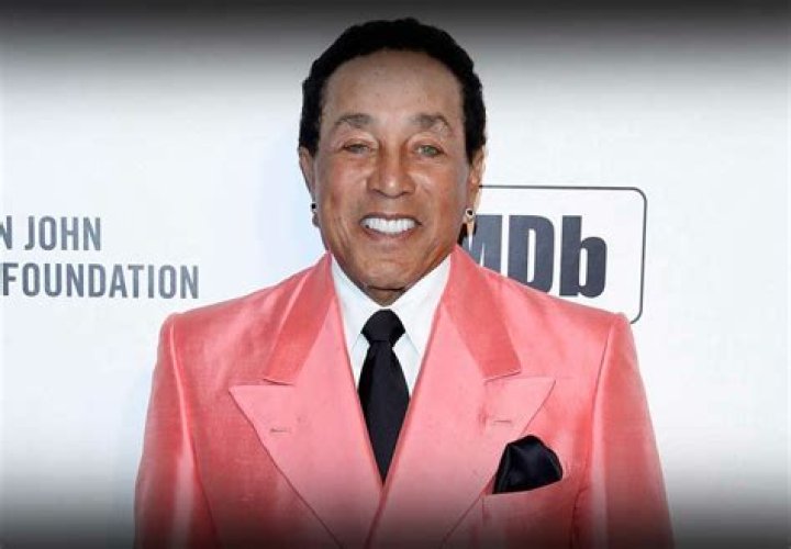 Discovering the Wealth and Legacy of Smokey Robinson: An Insight into His Net Worth and Life