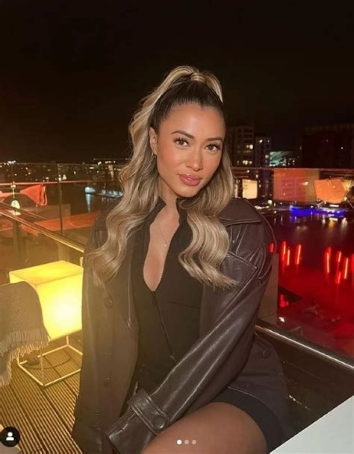 Dubai Kaz Crossley Sniffing Video Viral Drug