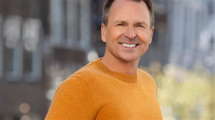 How Much Phil Keoghan Makes: A Comprehensive Guide