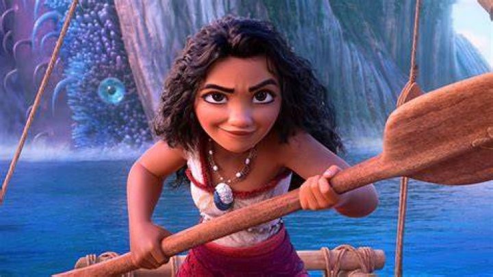 Is Auli'i Cravalho's Heart Taken?