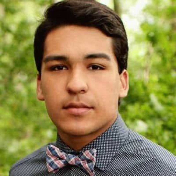 Jovan Arriaga - Bio, Age, Net Worth, Height, In Relation, Nationality, Body Measurement, Career ·