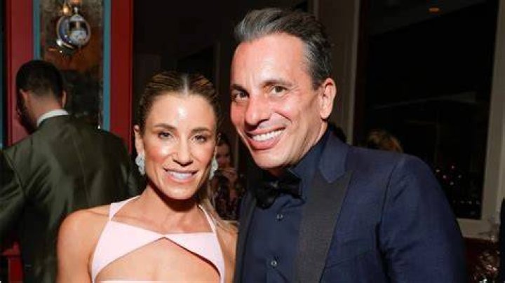 Lana Gomez Biography; Net Worth, Art, Height, Family And Father Of Sebastian Maniscalco’s Wife