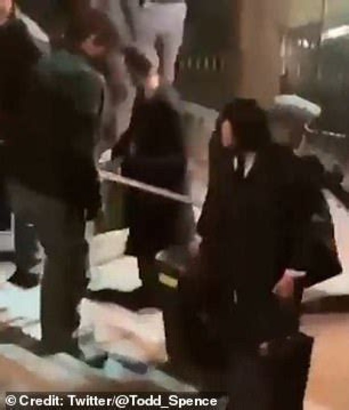 Leaked John Wick 4 Set Vid Shows Keanu Reeves Carrying Heavy Equipment Instead Of Being Pampered