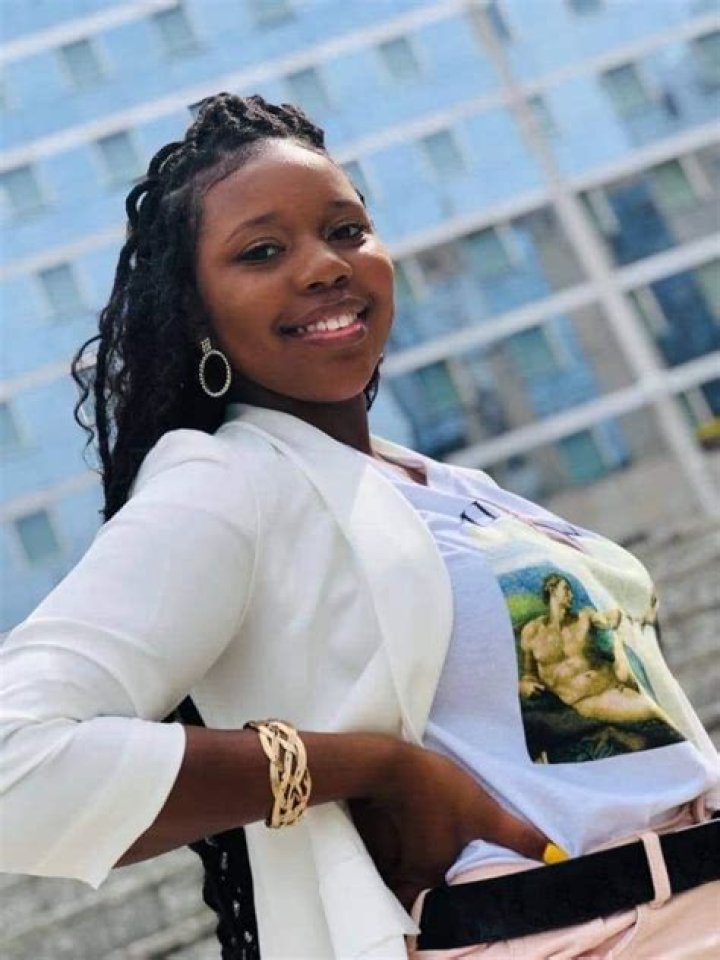 Lizzo's Father and the Circumstances of His Passing