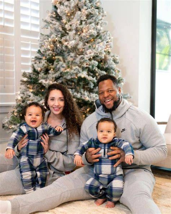 Ndamukong Suh Ethnicity: Family Origin & Race