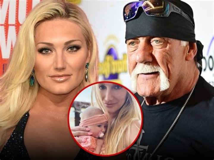 Singer Fergie Pays Tribute to Late Father a Month after His Death