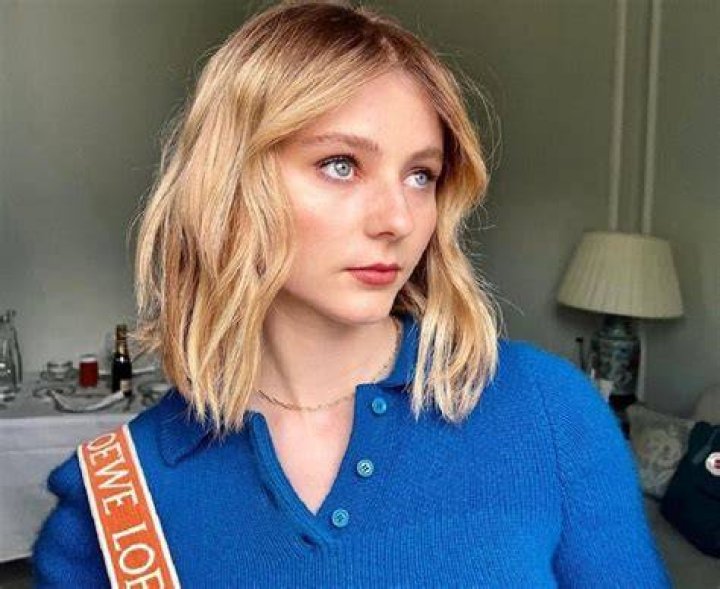Thomasin McKenzie Disability Illness Wikipedia Bio And Age Revealed