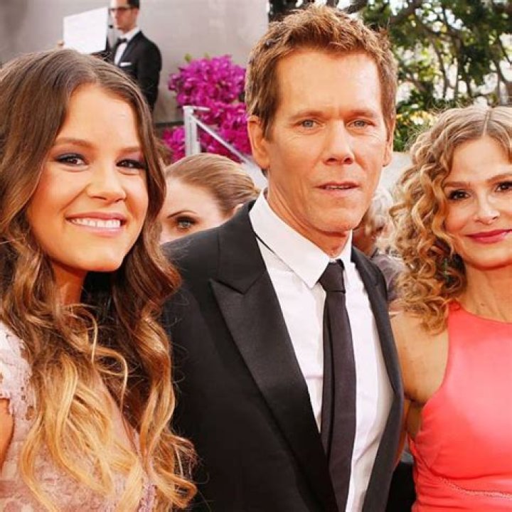 Unveiling The Captivating World Of Sosie Bacon: Kevin Bacon's Daughter