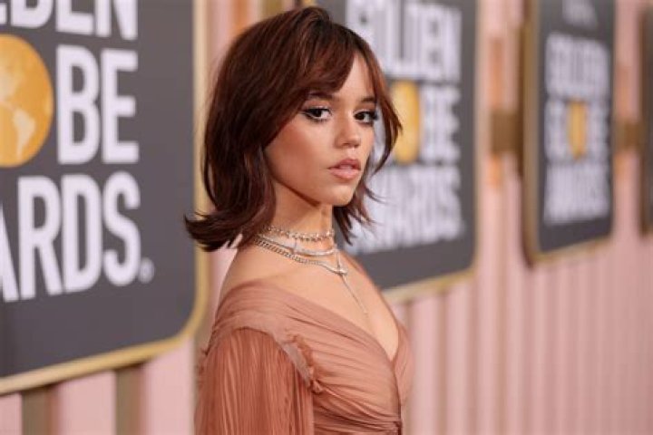 Unveiling The "Jenna Ortega Pete Davidson Meme": A Cultural Phenomenon Decoded