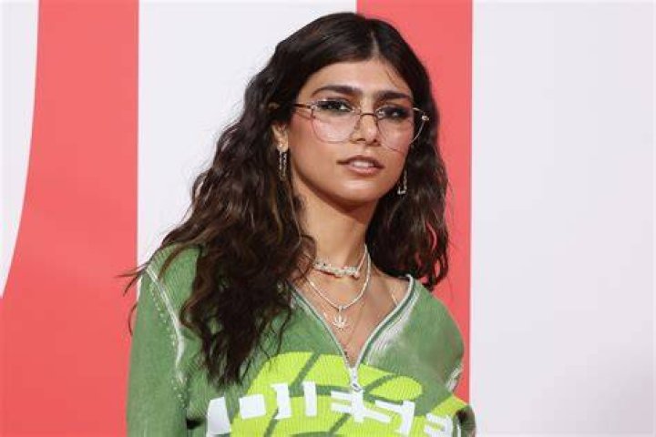 Unveiling The Truth: Insider's Guide To "mia Khalifa Only Fan Leaks"