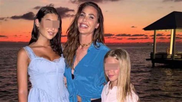 Who Are Chanel, Isabel And Cristian Totti? Ilary Blasis Children