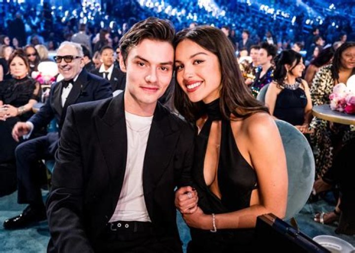 Who Is She Dating? ·