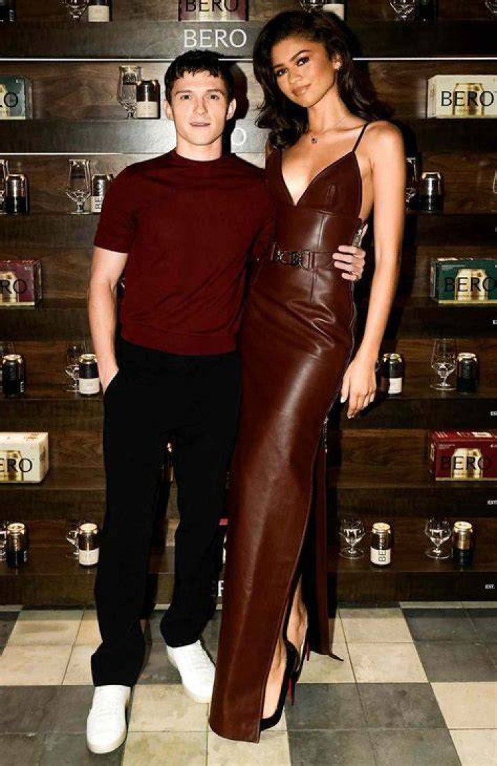 Zendaya vs. Tom's Height Comparison